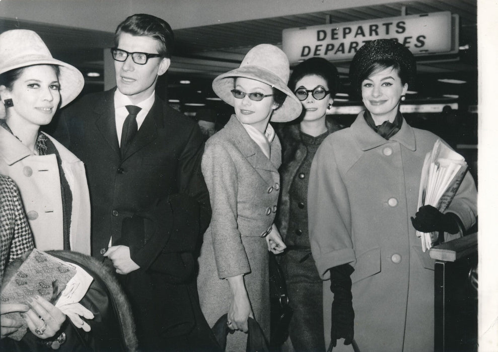 mode  10 photo Saint Laurent (2) Balmain (2) Cardin (3) Courrèges (2) Heim