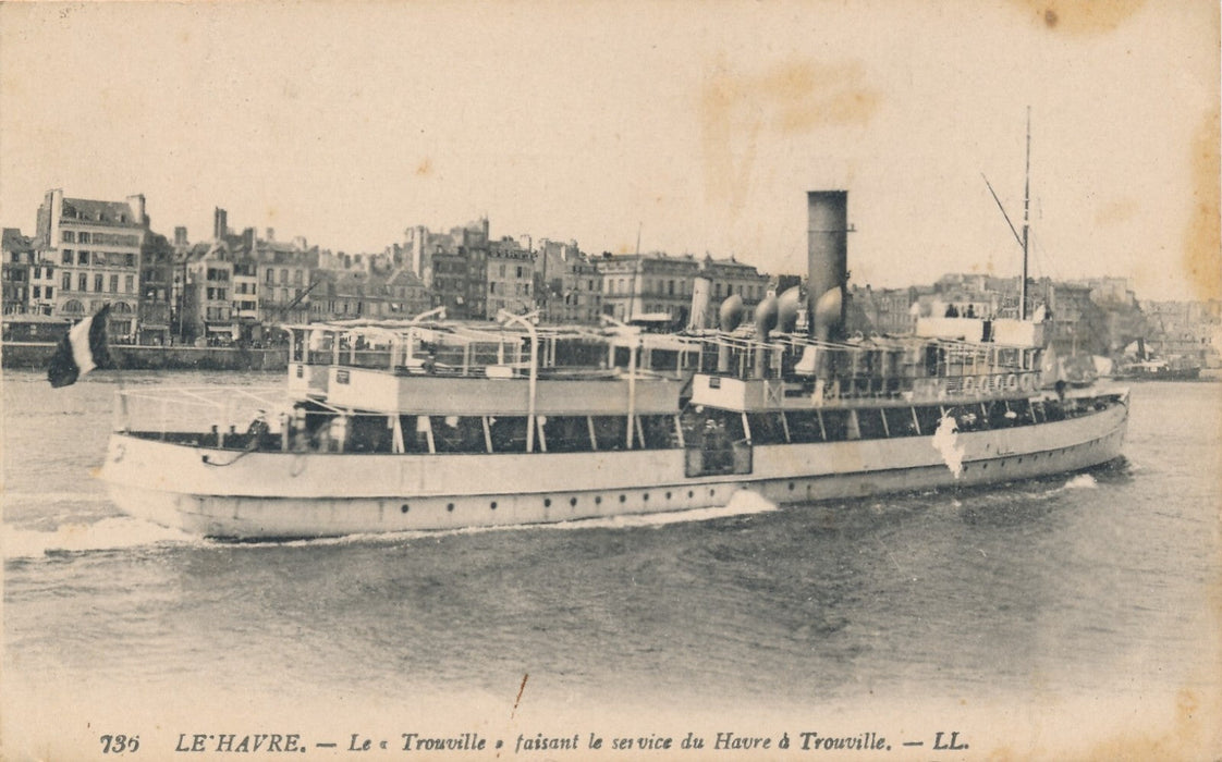 Le Havre Seine-Maritime 11 cartes postales plage navires bateaux