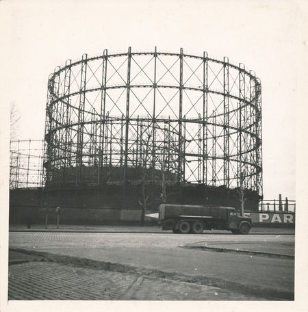 Gazomètre Paris 1939 par photo photographie époque