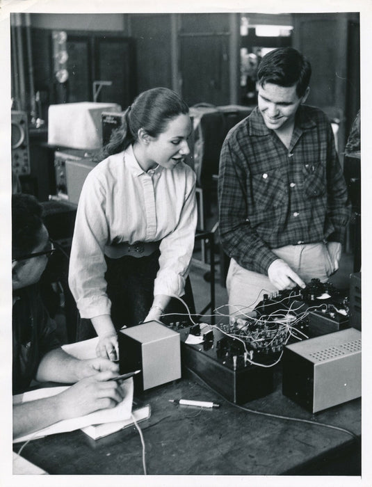 Science Expérience électricité alimentation photo photographie vintage