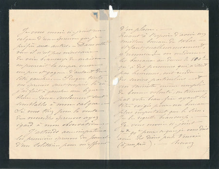  reçoit des photographies