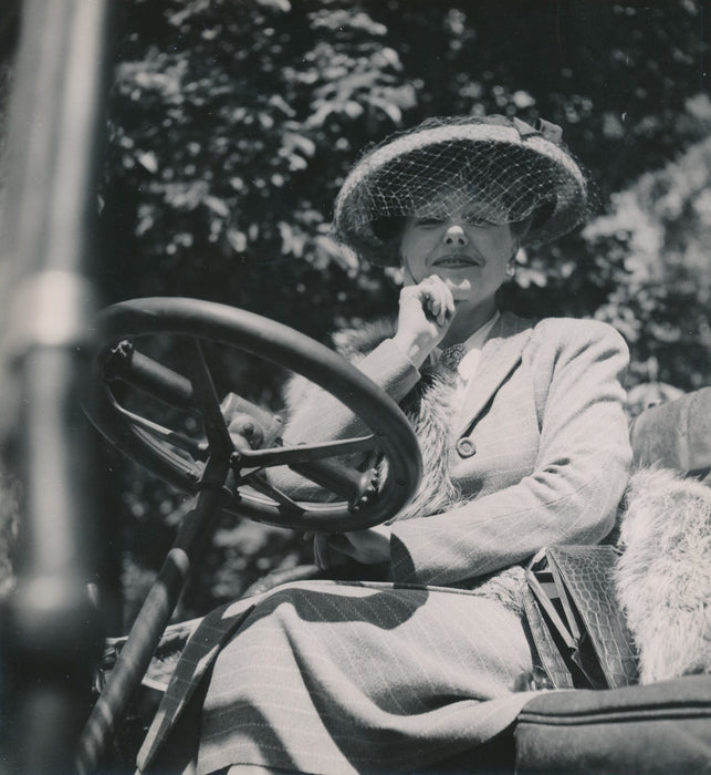 André Gamet mode et voitures anciennes 3 photo photographies époque v. 1960