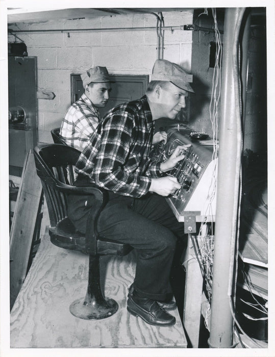 2 photo Chemin de fer rail line 