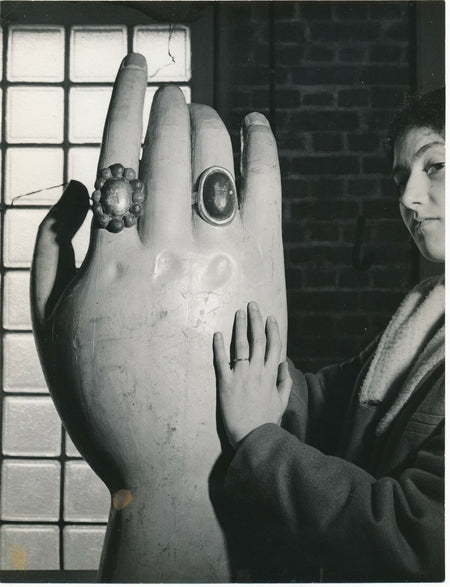 Roger CATHERINEAU photo photographie bague sculpture femme époque