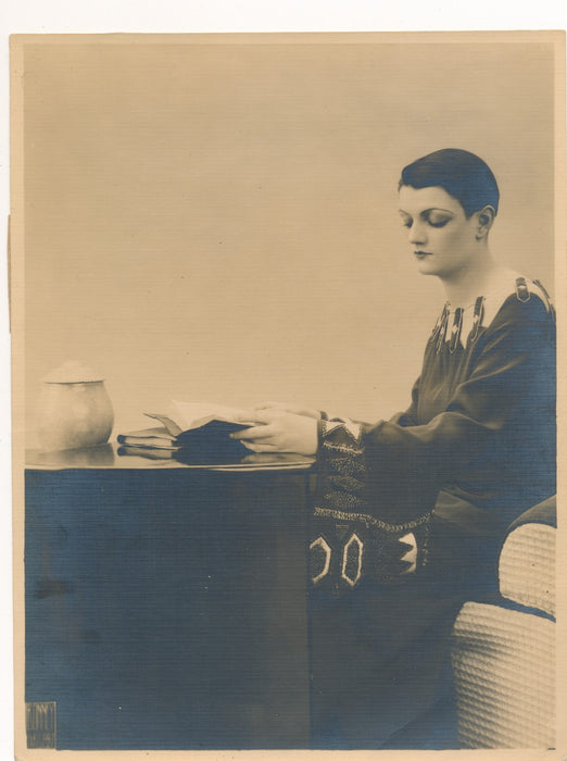 Thérèse Bonney  photo photographie mode femme cachet Poiret Vionnet robe cheveux