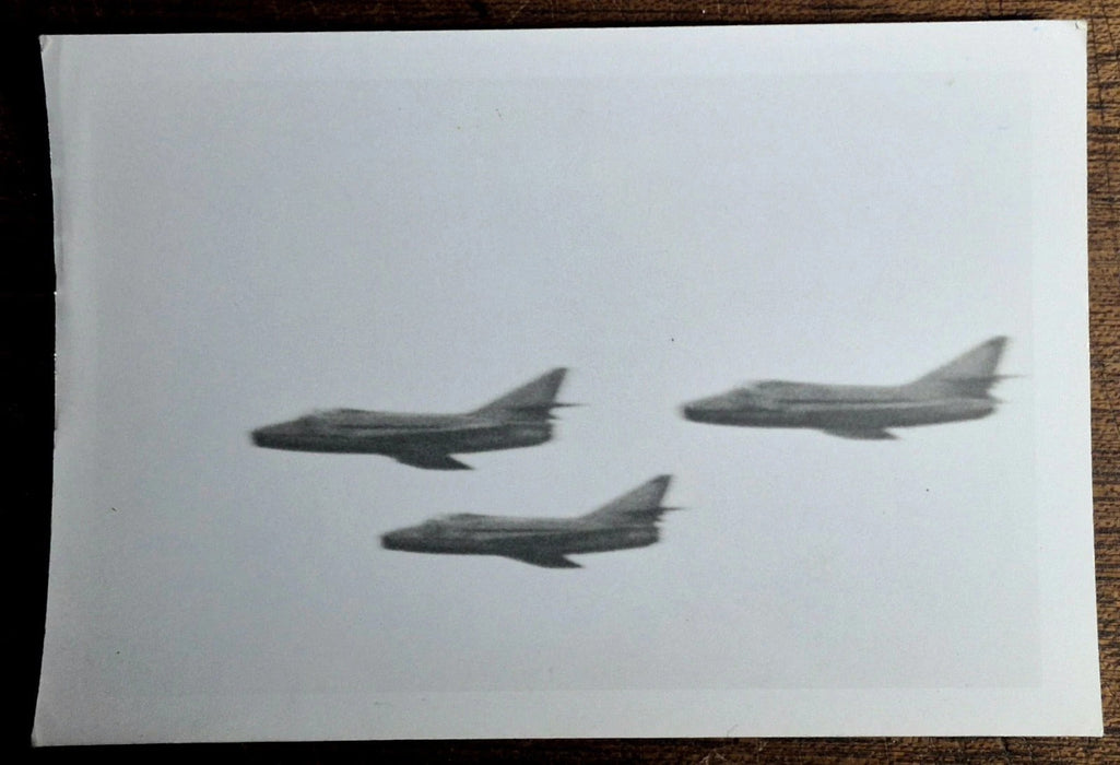 4 photographies amateur snapshot avion meeting aerien militaire aviation v. 1950