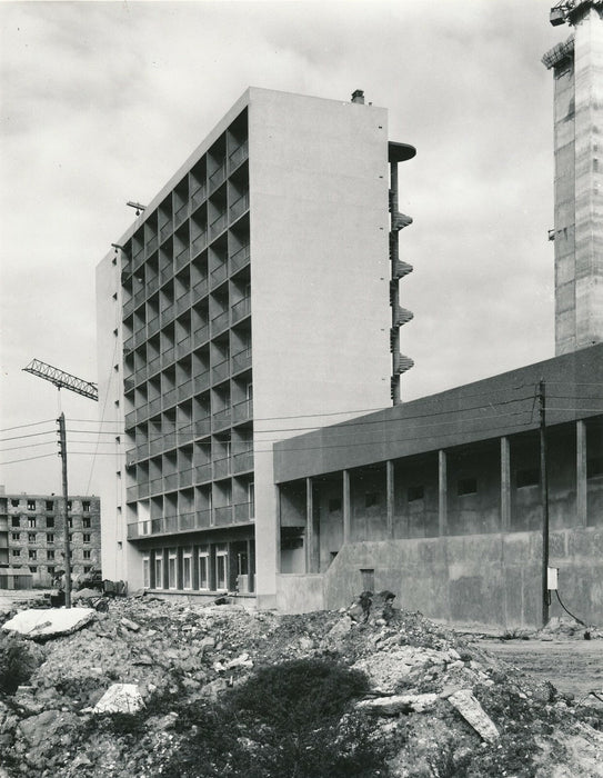 Architecture hôpital Créteil pavillon 1967 photo photographie époque