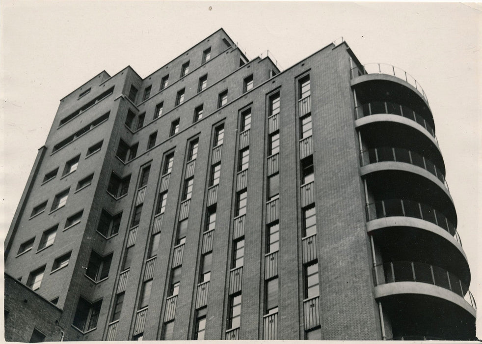 3 photos Clichy  architecture argentique époque