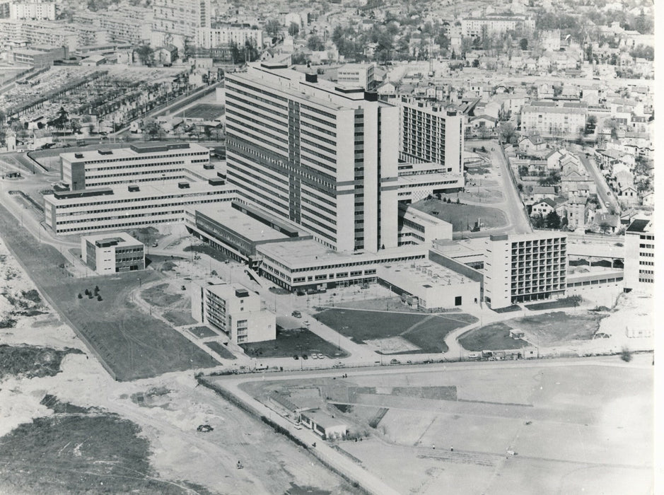 Architecture vue aérienne hôpital Mondor 1968 photo photographie époque