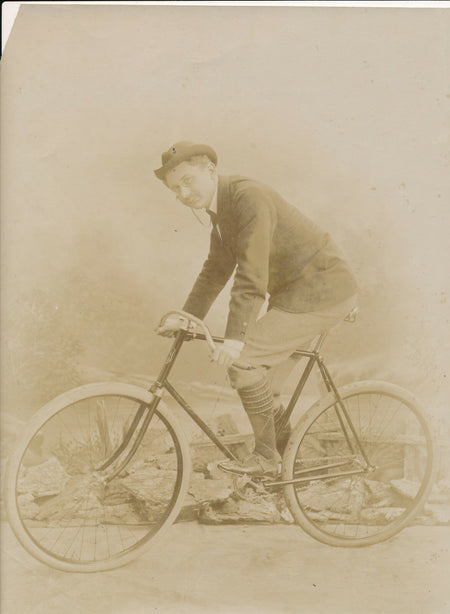 Le cycliste, vers 1890 photo photographie albumine vélo cycle bicyclette