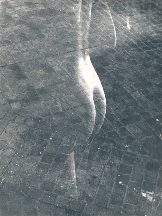 Photomontage : nu aux pavés photo photographie