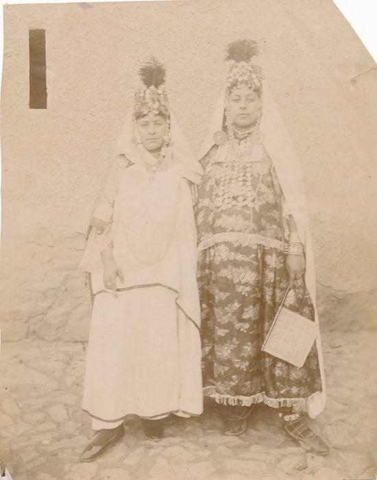 femmes algériennes costumes cérémonie photo albumine Algérie portrait