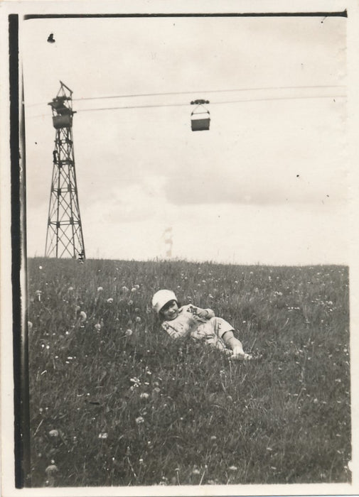 3 snapshots  femme enfant industrie photographie campagne