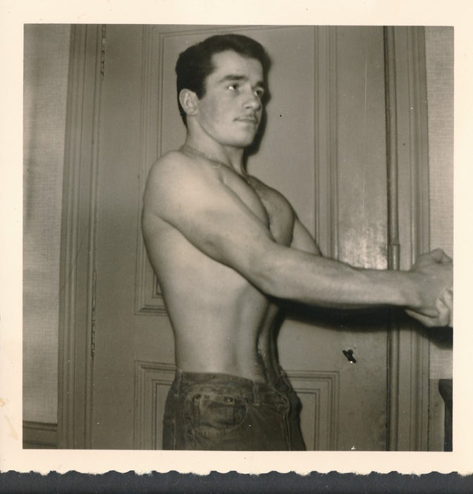 Homme muscle gay interest torse nu 6 photographies snapshots photo photographies