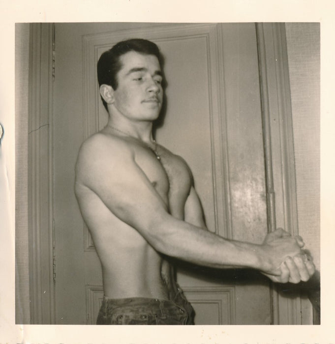 Homme muscle gay interest torse nu 6 photographies snapshots photo photographies