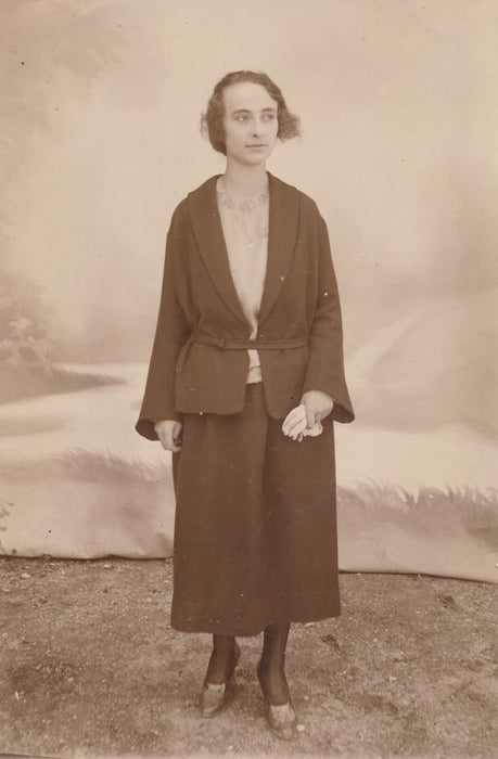 portrait jeune fille albumine photo photographie regard cheveux