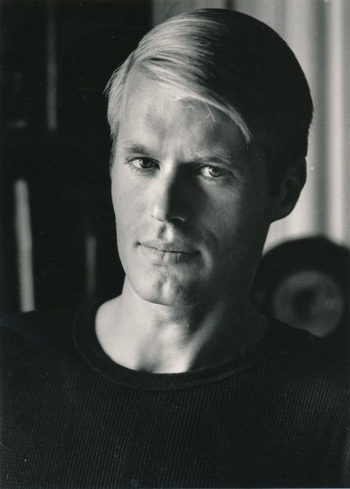 J.  M.  G.  Le Clézio écrivain photo photographie cachet Béatrice Heyligers