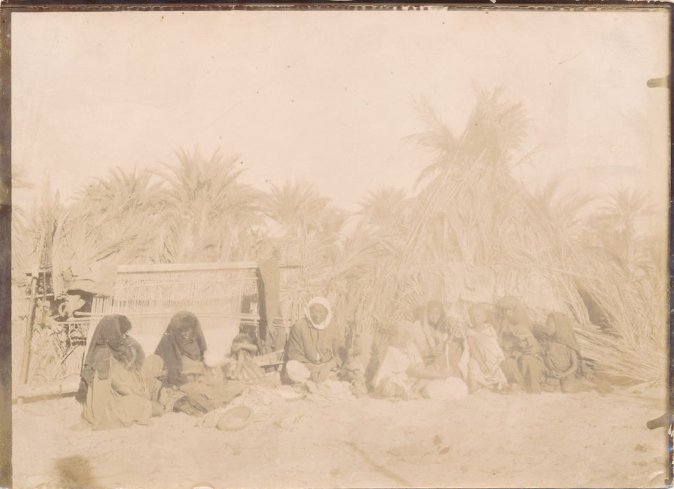 Algérie Ouargla 10 photographies époque colonie photos habitants bâtiments