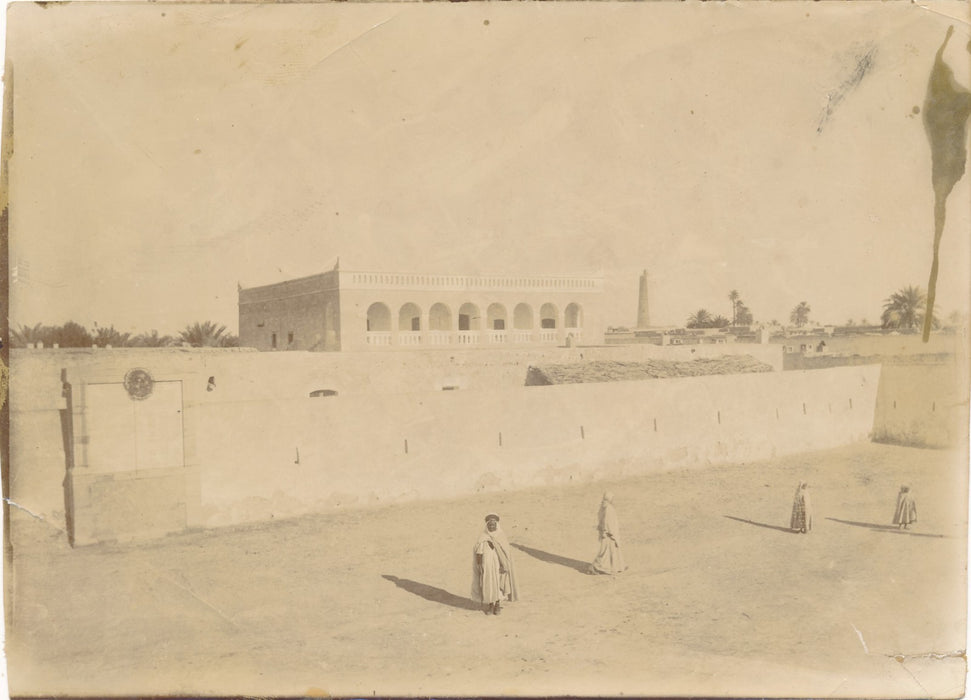 Algérie Ouargla 10 photographies époque colonie photos habitants bâtiments
