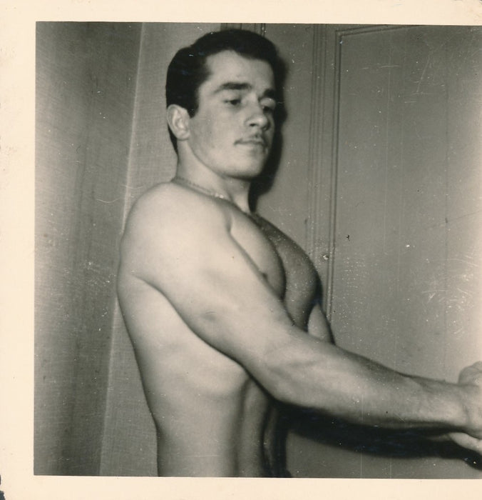 Homme muscle gay interest torse nu 6 photographies snapshots photo photographies